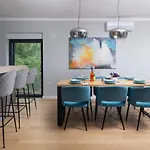 Villa Voyage